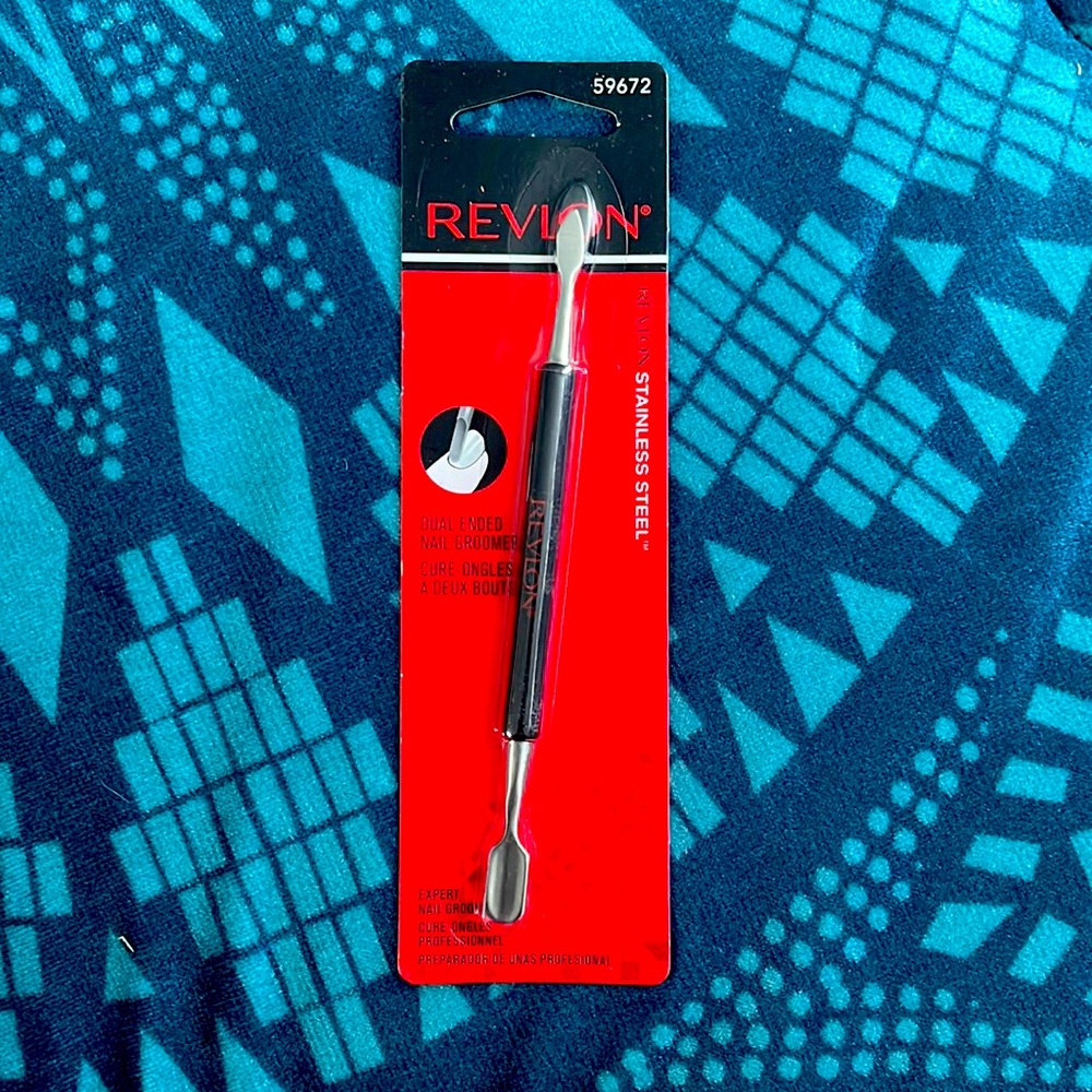 REVLON stainless steel Dual ended Nail Groomer